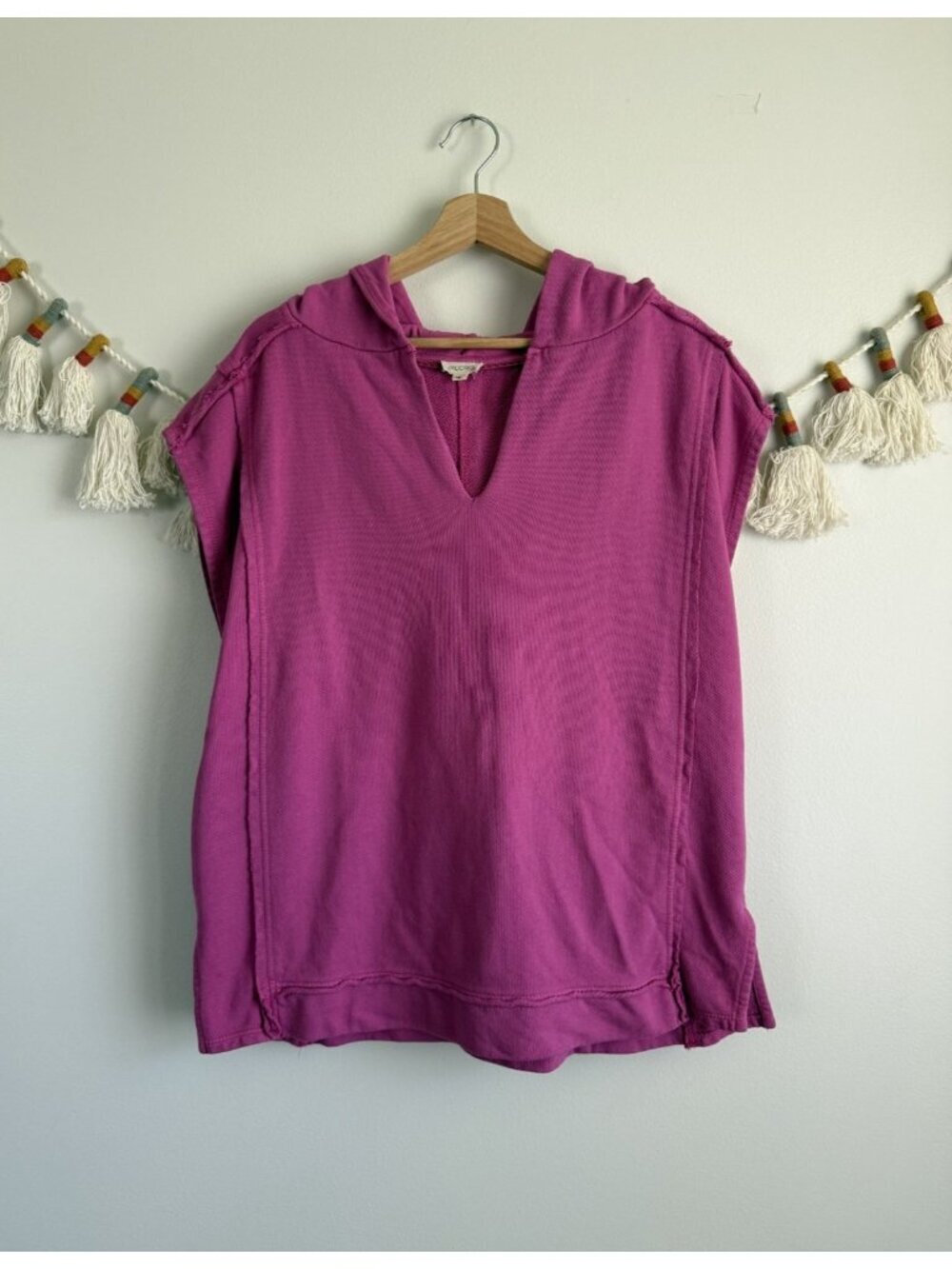 Anthropologie Pilcro Fuscia Pink V-neck Cap Sleeve Hooded Sweatshirt Oversized S